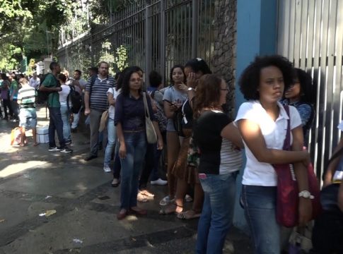 Desemprego de longo prazo cresce 42,4% entre 2015 e 2019