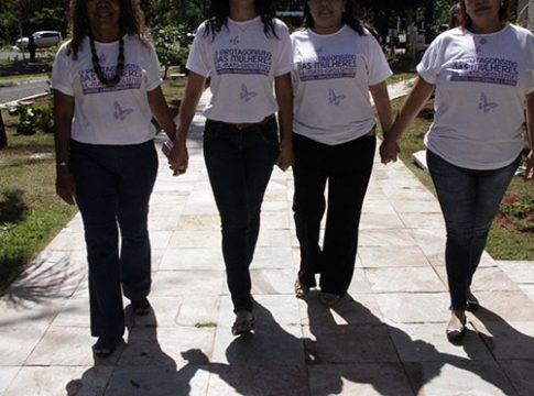 Governo reconhece práticas inovadoras de cinco prefeituras amigas da mulher
