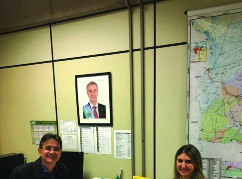 Vice-prefeita Fabiana leva pleitos de Eldorado ao governo do Estado