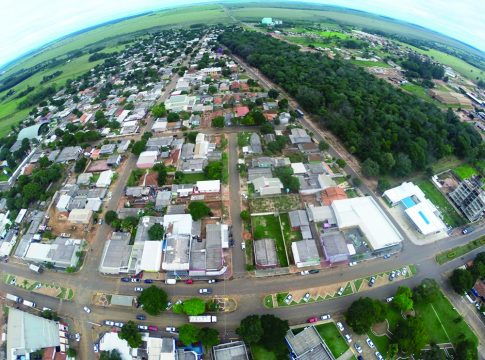 Convênio de R$ 21 milhões garante rede de esgoto em 100% para Itaquiraí