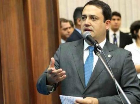 Aprovada proposta que prevê doação de milhas por servidores