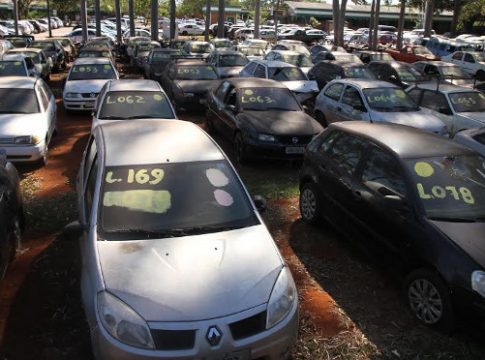 Termina hoje período de lances para leilão do Detran-MS em Campo Grande