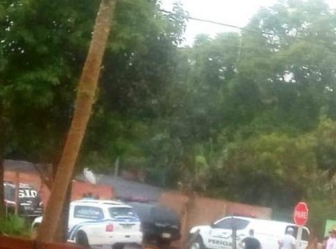 Mulher é executada a tiros em fronteira marcada pela guerra do crime