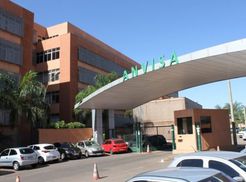 Anvisa aprova mudanças em rótulos de alimentos; texto vai para consulta pública