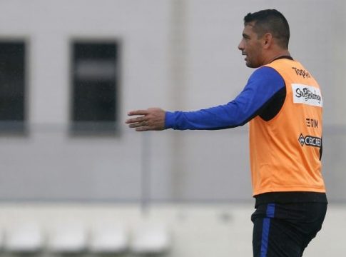 Três partidas encerram rodada do Campeonato Brasileiro nesta noite