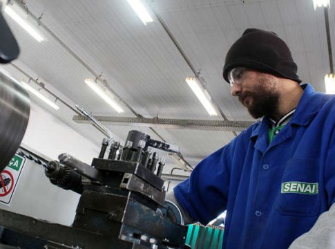 MS terá de qualificar 142,5 mil trabalhadores em profissões industriais até 2023