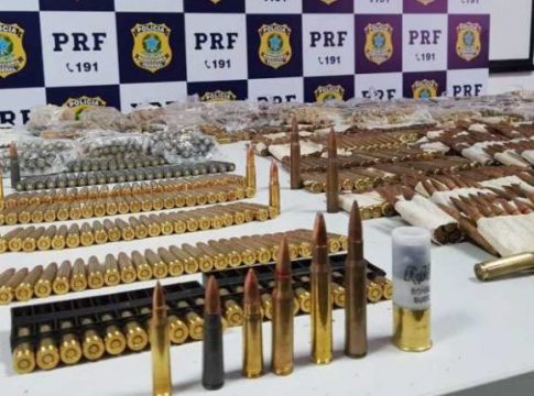 Mulher é presa no RJ após sair de Campo Grande com mais de 3 mil munições de fuzil
