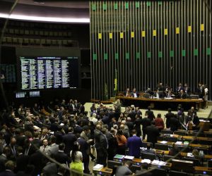 Câmara aprova MP que cria empresa de navegação aérea