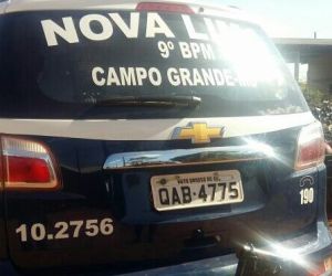 Homem é ferido a tiros por dupla em moto