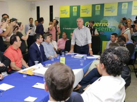 Na 5° edição do governo presente, Reinaldo se reúne com 17 prefeitos