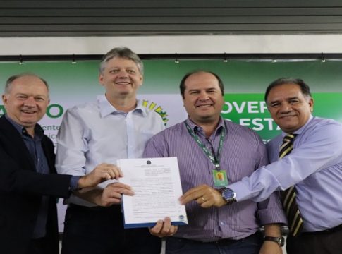 Governo e CREA-MS assinam termo para beneficiar agricultura familiar de MS