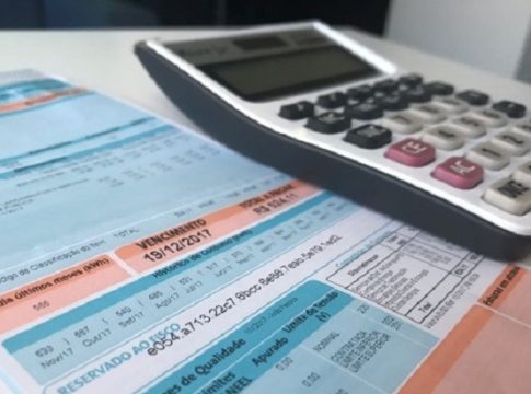 Beneficiários de programas sociais do Governo podem ter desconto na conta de luz; saiba como