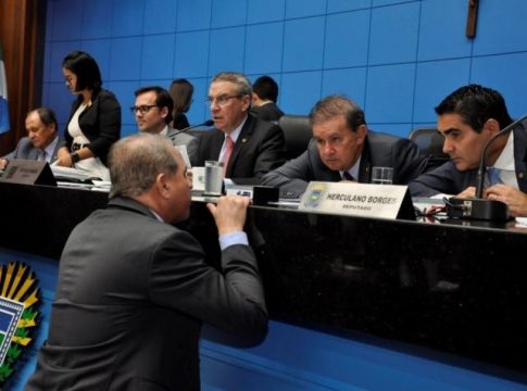 Aprovado projeto que defende incentivos ao futebol feminino