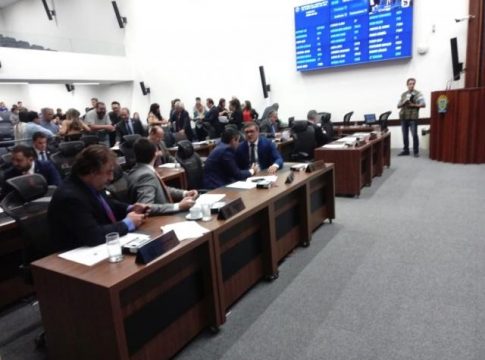 Aprovada a inclusão de agentes de segurança nos grupos de vacinação