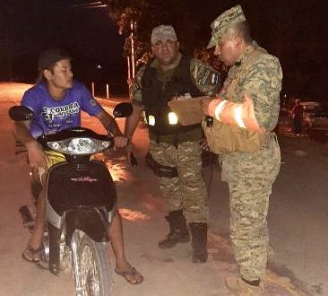 Polícia paraguaia ‘fecha cerco’ e aborda todo mundo que entra por Porto Murtinho