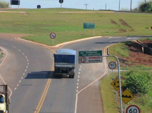 Governo habilita três empresas em licitação para restaurar asfalto da Perimetral Norte