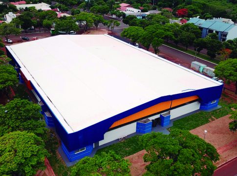 Guaíra reinaugura Ginásio de Esportes