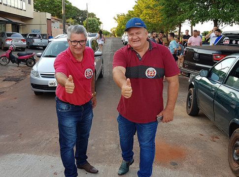 Paulão e Gabriel colocam campanha na rua em disputa pela prefeitura de Japorã