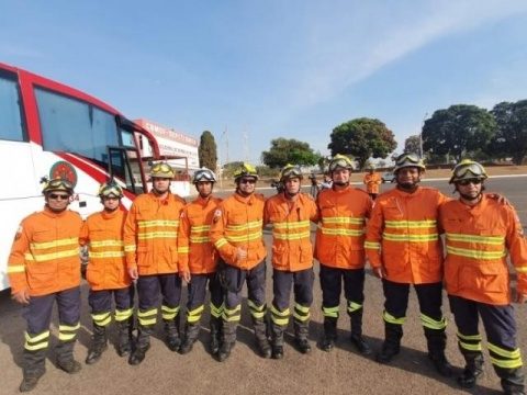Bombeiros do DF voltam a MS para ajudar no combate as queimadas no pantanal
