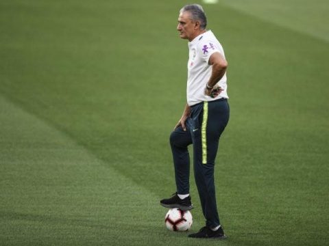Brasil enfrenta Coreia do Sul com cinco mudanças no time titular
