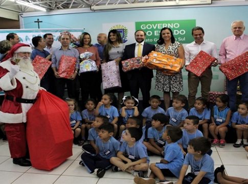 Campanha para doação de brinquedos já começou no Governo do Estado