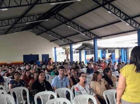 Coordenadora do EMTI de MS realiza capacitação para equipes gestoras e professores de Roraima