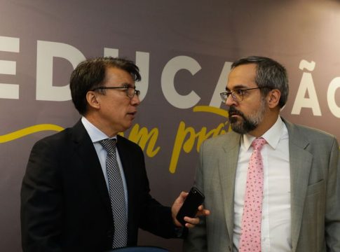 Universidades poderão oferecer atividades a estudantes do fundamental
