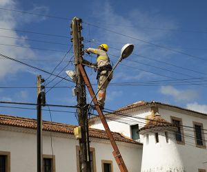 Inflação é a menor para outubro desde 1998, diz IBGE