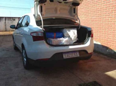 Adolescente é detido com droga em carro de motorista da Capital morto na fronteira