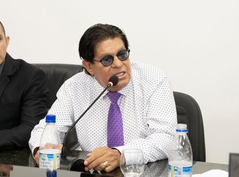 As 14 prefeituras do CONISUL e Governo do MS pagam 13º na data correta