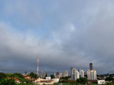 Inmet prevê terça-feira com céu parcialmente nublado e chuva isolada em MS