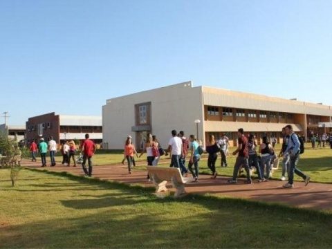 Inscrição de concurso da UFGD com salários de até R$ 9,6 mil termina no dia 10