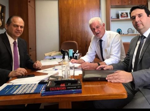 Em Brasília prefeito Heraldo protocola projetos junto a bancada federal paranaense