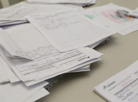 Com 3 mil cartas pendentes, Correios prorrogaram campanha de Natal
