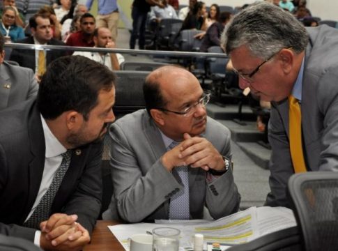 Deputados querem auxiliar Judiciário para reverter decisão sobre pedágio