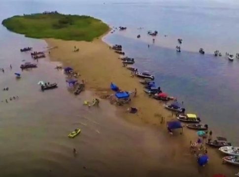 Pescadores localizam corpo de pai que desapareceu com trigêmeos no Rio Paraná
