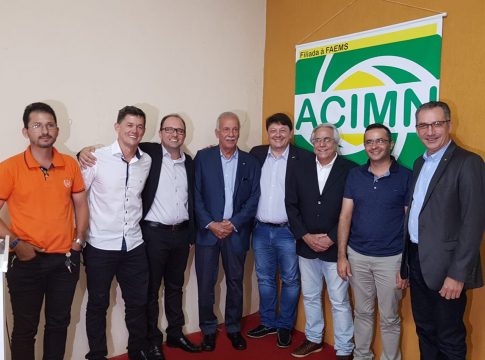 Associação Comercial de Mundo Novo empossa nova diretoria