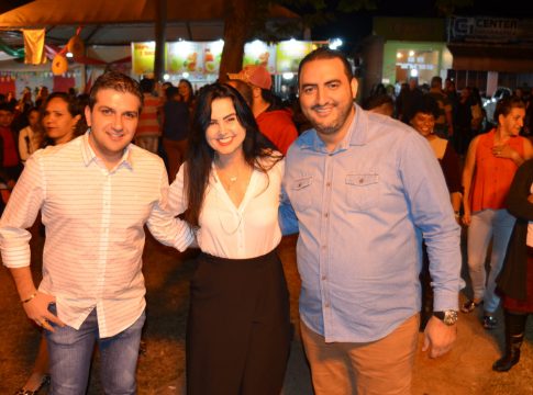 Mundo Novo licita veículo de R$ 92 mil para Saúde com emenda de Mara Caseiro