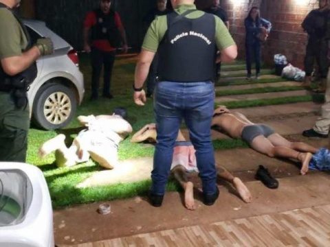 Polícia paraguaia prende chefe de facção catarinense na fronteira de MS