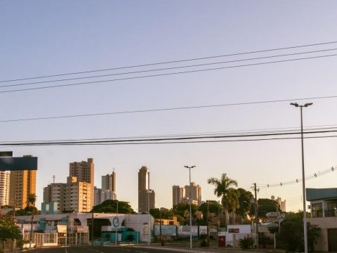 Termômetros chegam a 34ºC em MS e alerta de temporal vale para 26 cidades