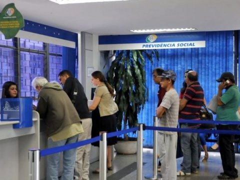 Mínimo do seguro-desemprego e outros valores pagos pelo INSS têm reajuste