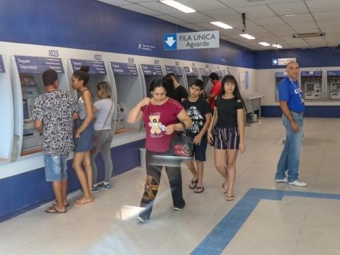Caixa inicia hoje pagamento do PIS para nascidos em março e abril