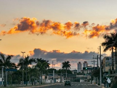 Sexta-feira será de céu parcialmente nublado e calor de 34°C em MS