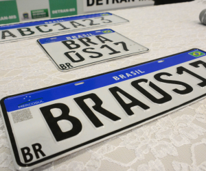 Novo sistema não permite comprar placa Mercosul em outros estados