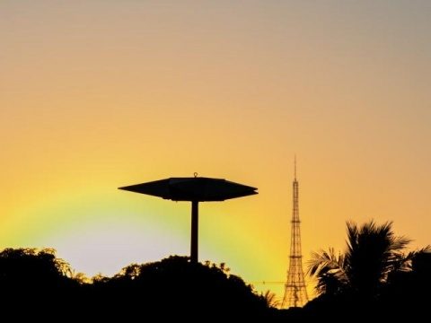 Termômetros sobem e anunciam sexta “mergulhada” no calor