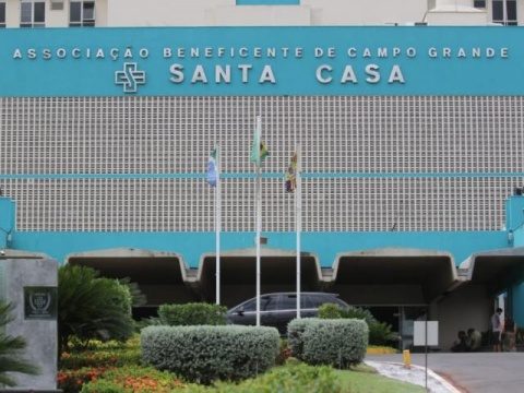 Homem morre 6 dias após ser pisoteado e levar cabeçada de vaca