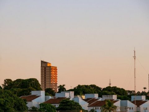 Pode chover em algumas cidades de MS, mas faz calor de 41ºC nesta quinta