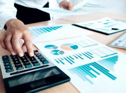 Funtrab inicia a semana com 786 vagas de emprego