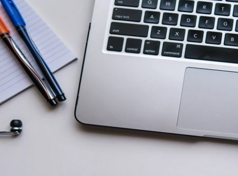 Confira dicas de cursos para fazer durante a quarentena