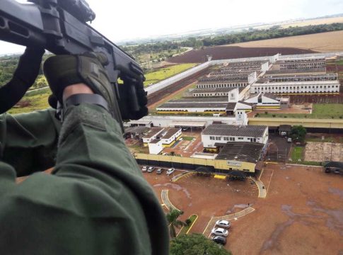 Segurança Pública usa helicóptero para monitorar presídios de MS